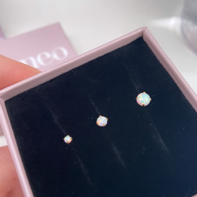 Opal Cartilage Stud Set Gold - Cameo