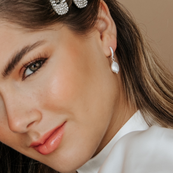 gold pearl hoop earrings